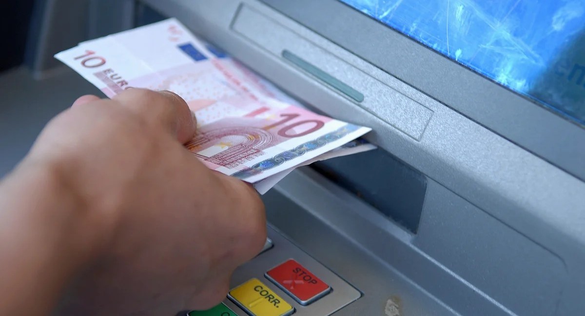 Paga minimale, Financat: Nuk ka ndryshuar, vijon te mbetet 30,000 leke